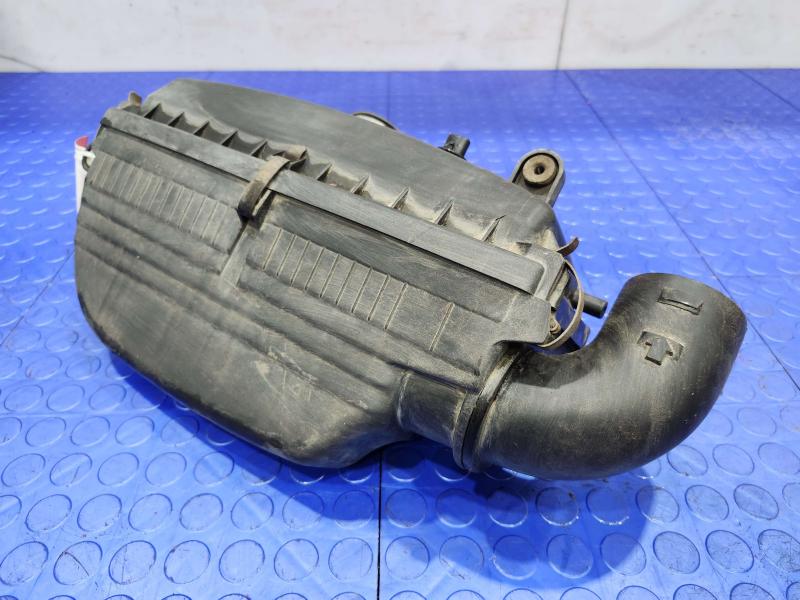 2003 Subaru Legacy Air Cleaner