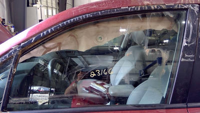 2014 - 2016 Subaru Forester Front Door Glass LH Driver Side OEM 61011SG010