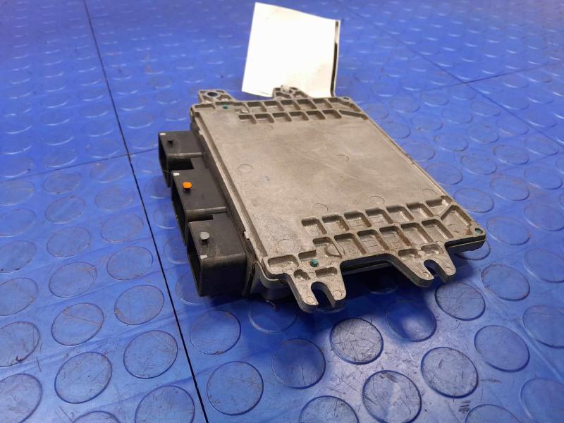 2014 Nissan Versa Engine/Motor Brain Box