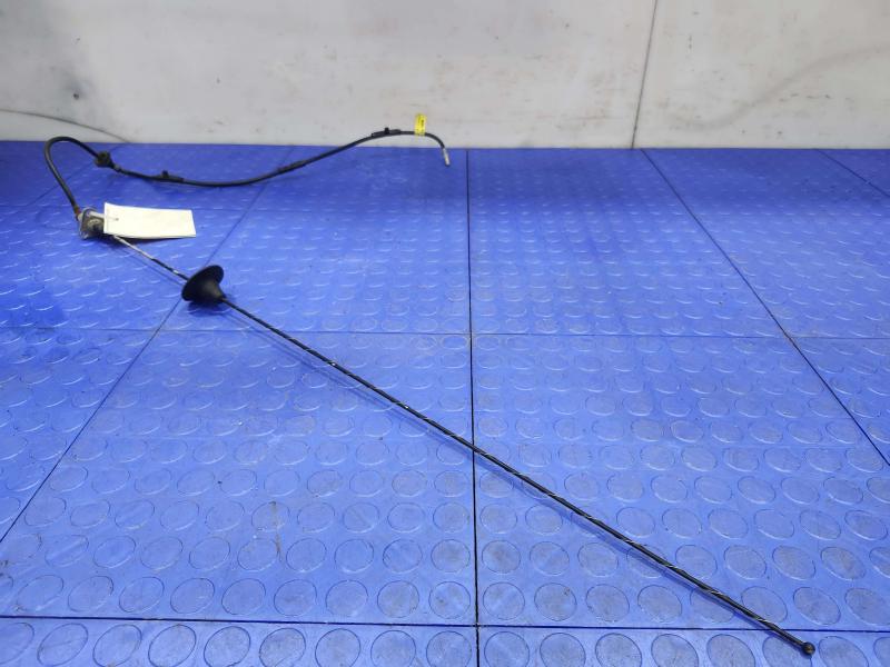 2013 Ford F-250 Super Duty Antenna