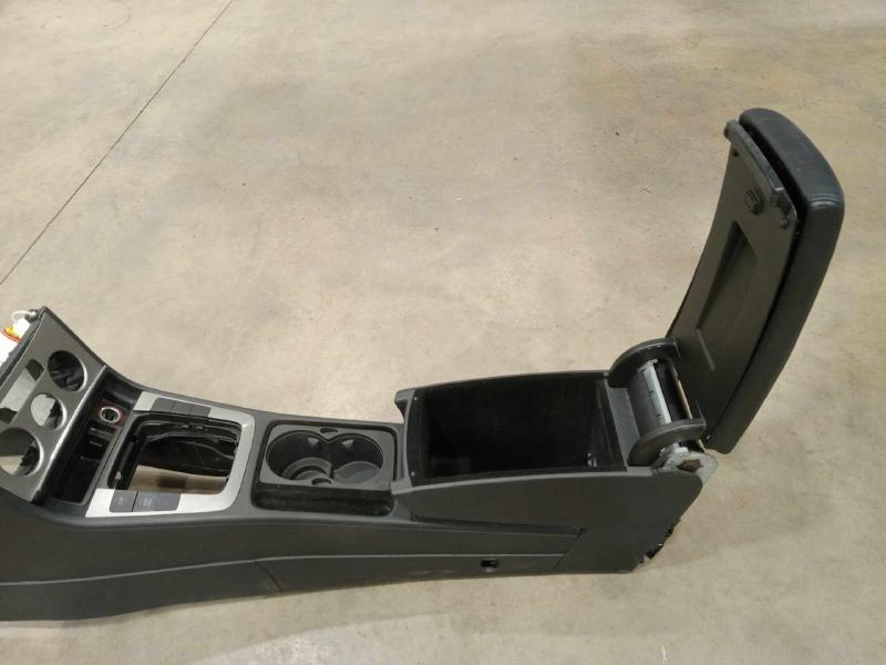2006-2010 Volkswagen Passat Sedan Center Floor Console Assembly Black OEM 3C1863241DDVAL
