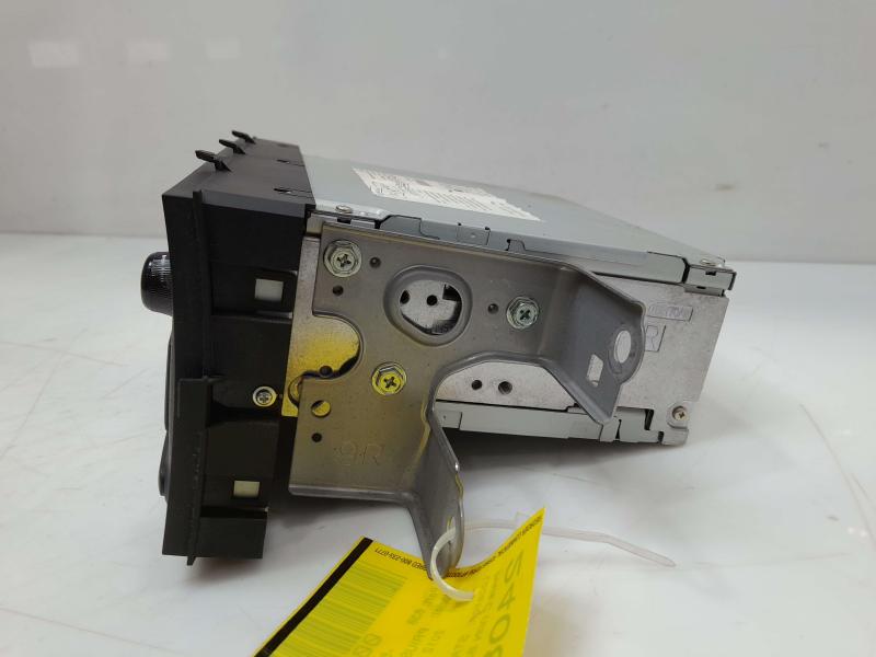 2012 - 2014 Toyota Prius C Radio Receiver Display Screen Assembly 518C1 OEM 8612052D10