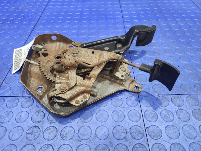 2004 Ford Explorer Emergency Brk.