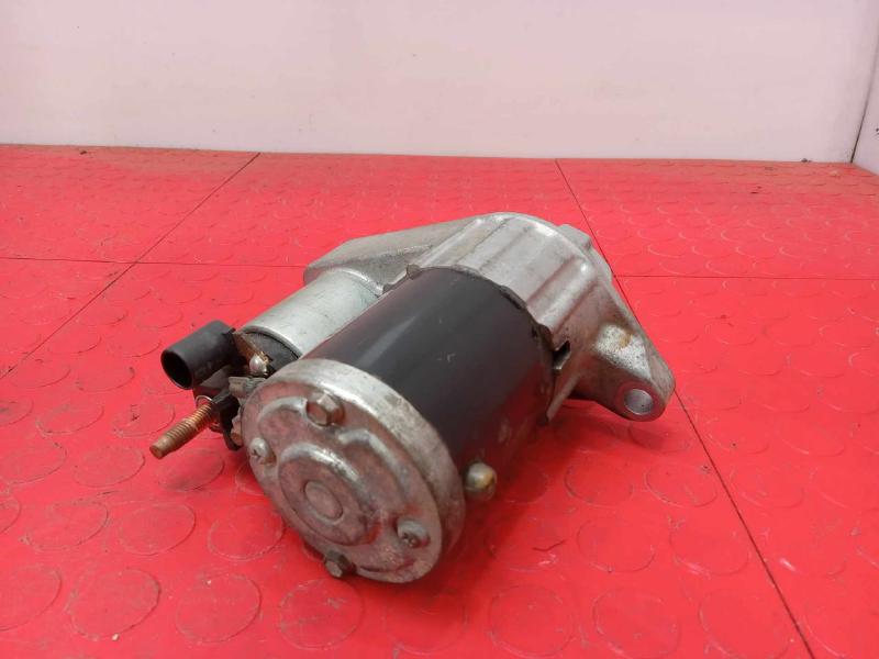 2016 Chrysler 200 Starter Motor