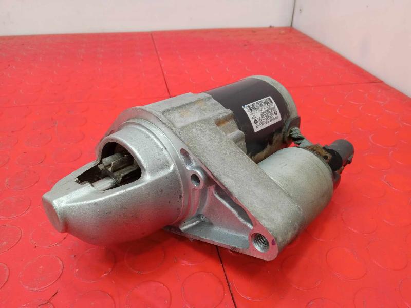 2016 Chrysler 200 Starter Motor