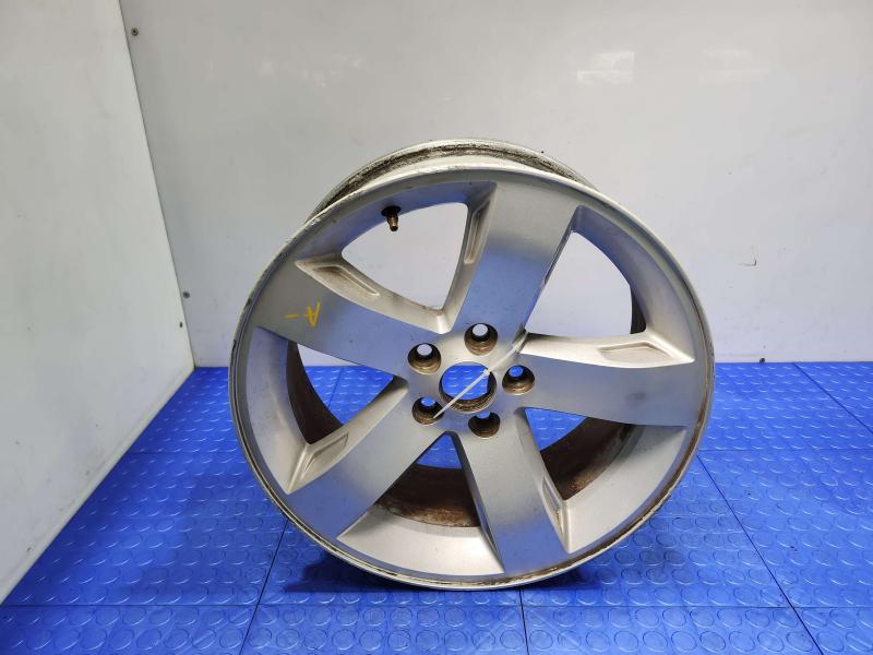 2010 Dodge Challenger Wheel
