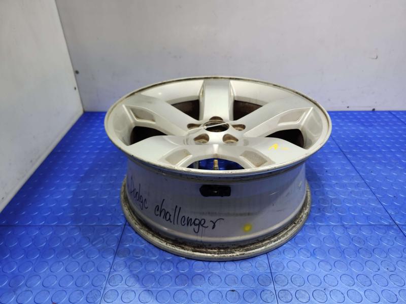 2010 Dodge Challenger Wheel