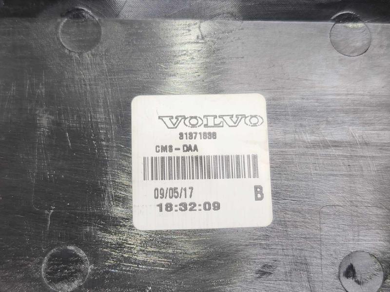 2018 Volvo S90 3Rd Brake Light Avoidance Lamp