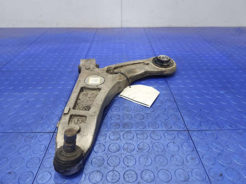 2015 Chrysler 200 Lower Control Arm Front