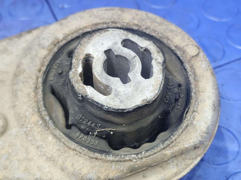 2015 Chrysler 200 Lower Control Arm Front