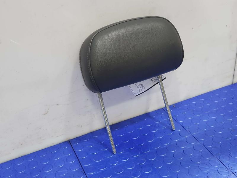 2004 Ford Explorer Headrest