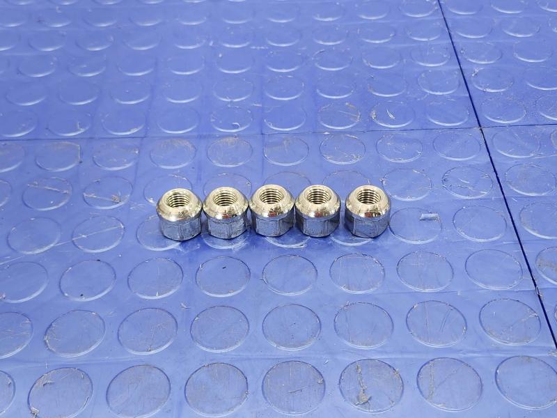 2013 Honda Civic Lug Nuts