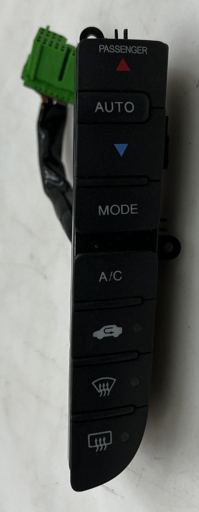 2004 - 2008 Acura TL Temperature Controls RH Passenger Side OEM 39052SEPA02