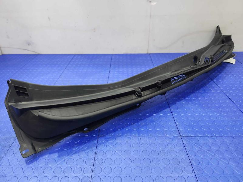 2015-2019 Subaru Outback Subaru Legacy Cowl Grille Genuine OEM 91419AL05B