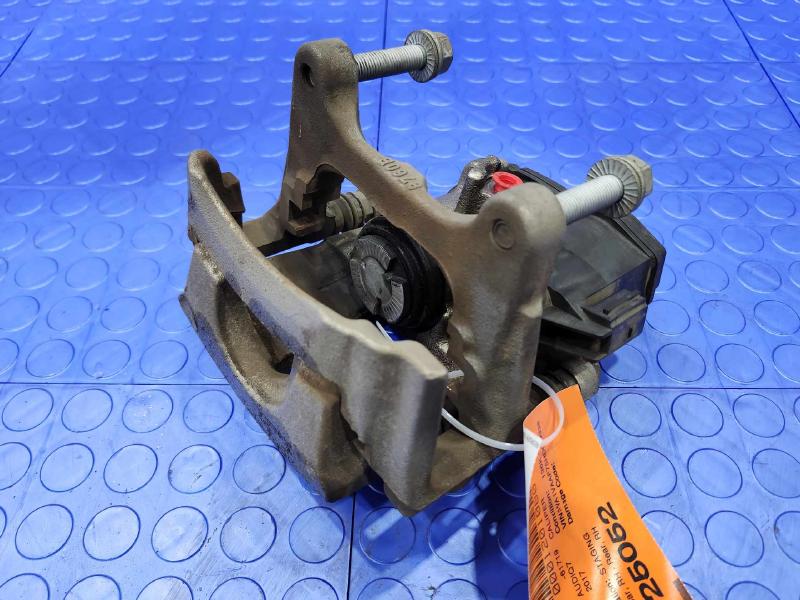 2017 Audi Q7 Caliper