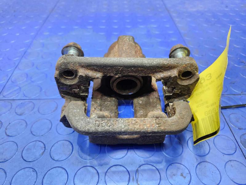 2016 Nissan Rogue Caliper