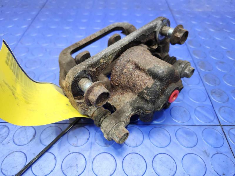 2016 Nissan Rogue Caliper