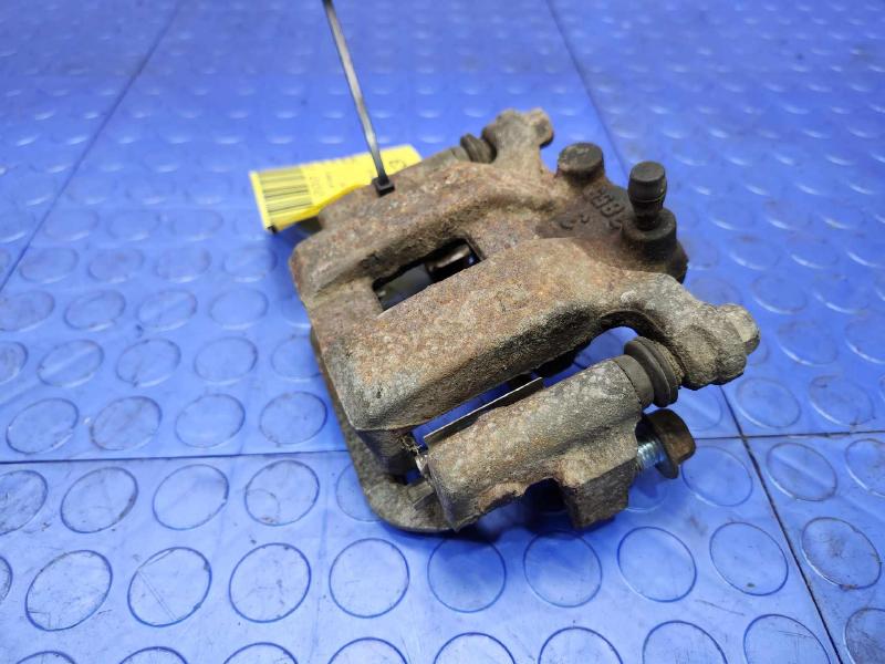 2016 Nissan Rogue Caliper