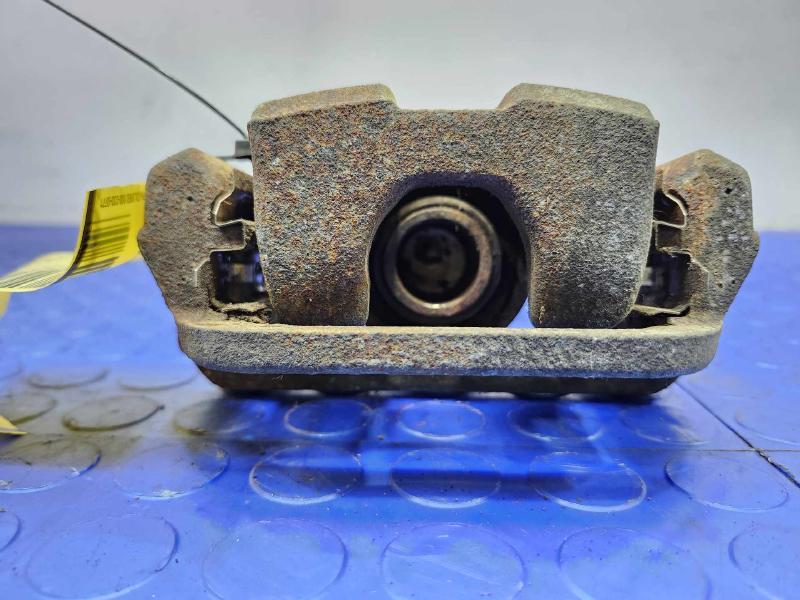 2016 Nissan Rogue Caliper
