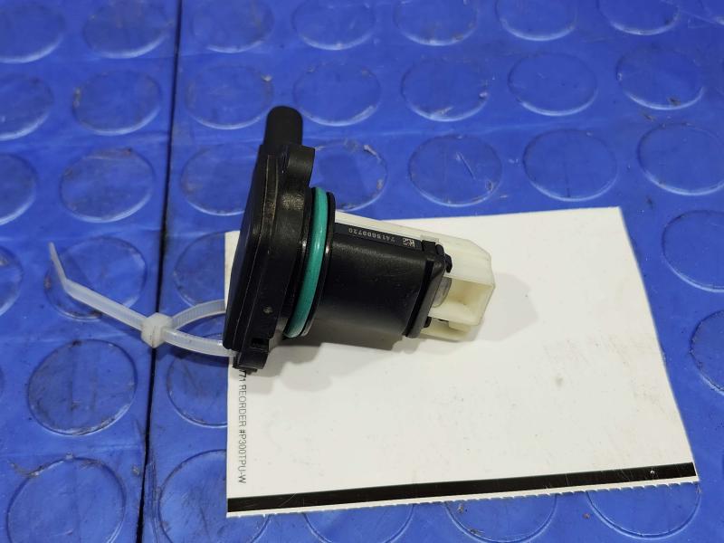 2008 BMW 128i Air Flow Meter