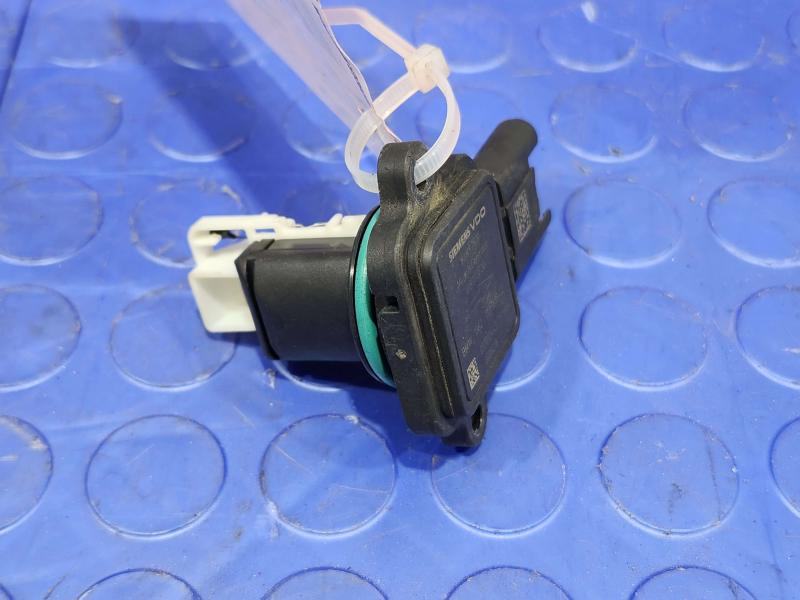 2008 BMW 128i Air Flow Meter