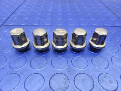 2017 Chevrolet Cruze Lug Nuts