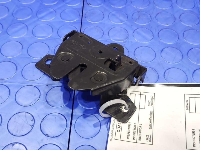 2011 Kia Sorento Hood Latch