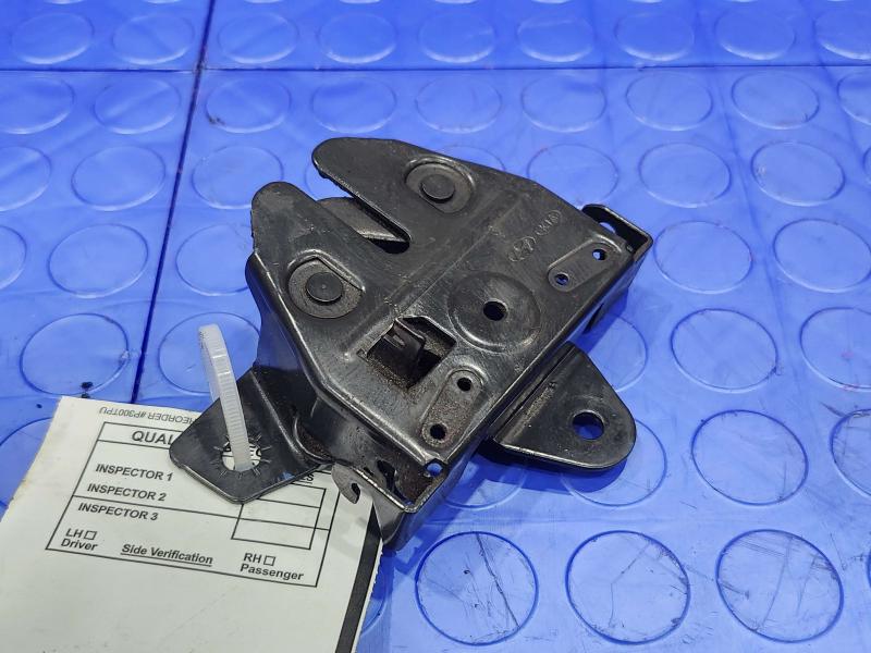 2011 Kia Sorento Hood Latch