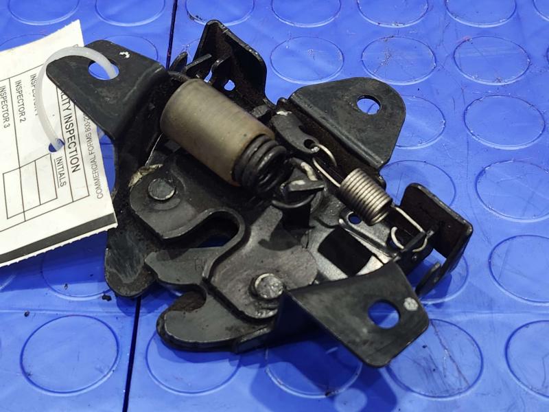 2011 Kia Sorento Hood Latch
