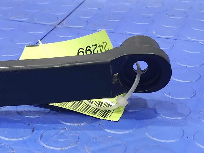 2018 Subaru Legacy Wiper Arm