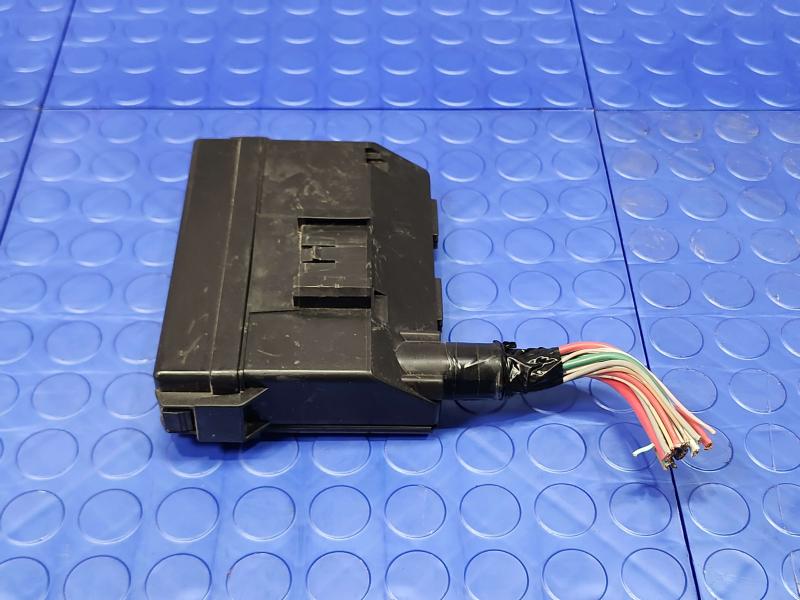 2013 Infiniti FX35 Engine Fuse Box
