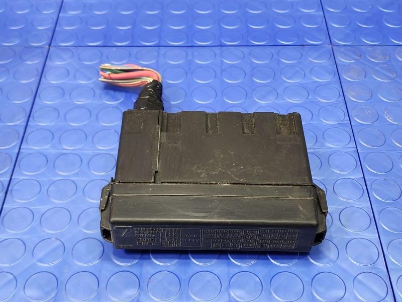 2013 Infiniti FX35 Engine Fuse Box