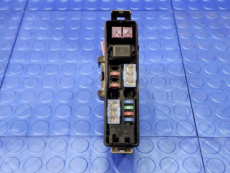 2013 Infiniti FX35 Engine Fuse Box