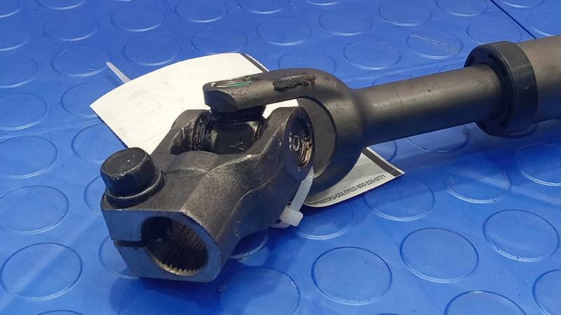 2016-2020 Kia Sorento Lower Steering Intermediate Shaft Genuine OEM 56400C5500