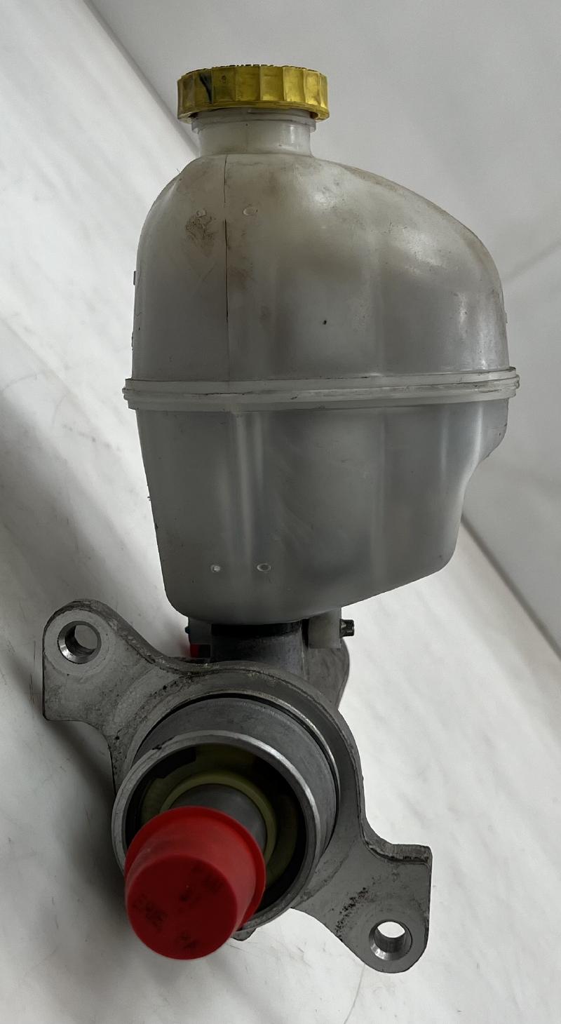2009 - 2018 Dodge Ram Brake Master Cylinder Assembly OEM 68000908AB