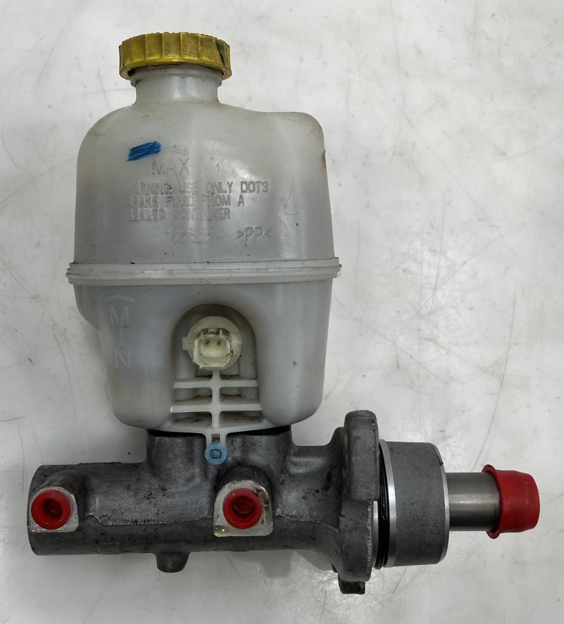 2009 - 2018 Dodge Ram Brake Master Cylinder Assembly OEM 68000908AB