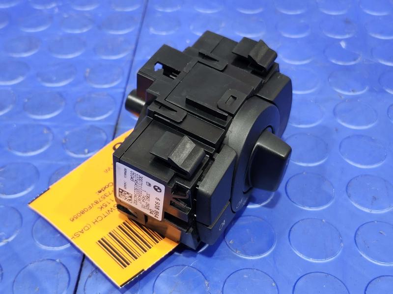2008 BMW 128i Headlight Switch (Dash Mtd)