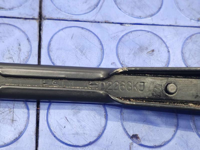 2012 Hyundai Veloster Wiper Arm
