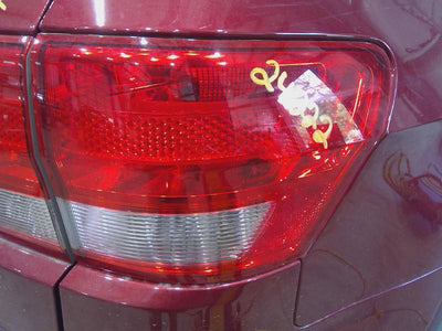 2012 Jeep Grand Cherokee Tail Light Assembly