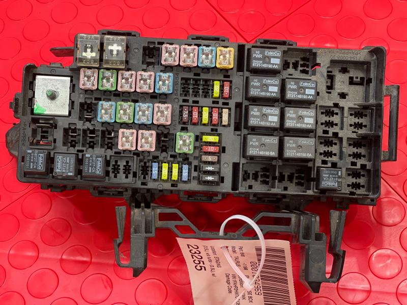 2012 Ford Taurus Engine Fuse Box