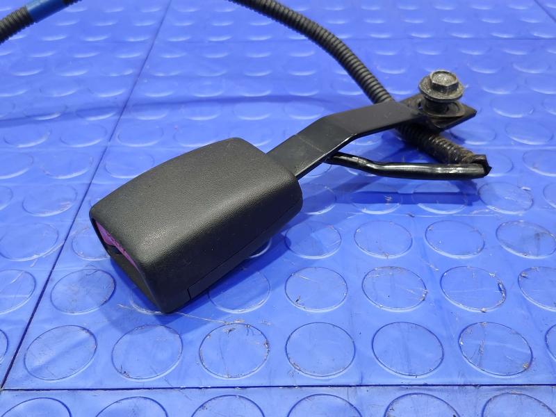 2009 Subaru Forester Front Seat Belt