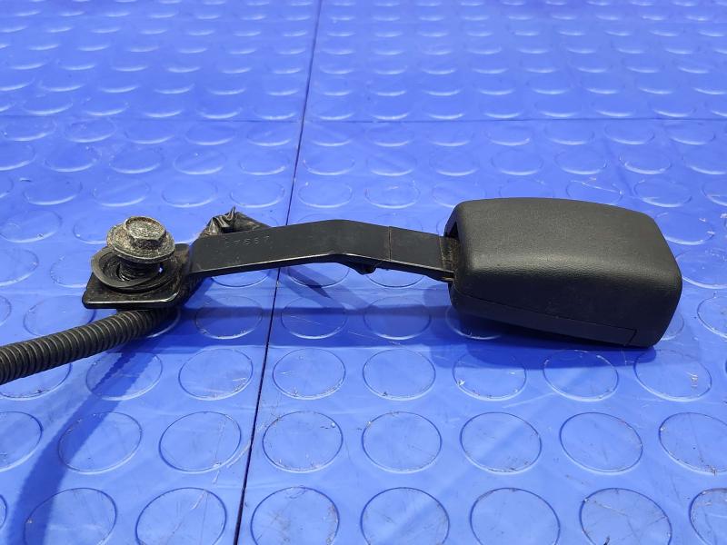 2009 Subaru Forester Front Seat Belt