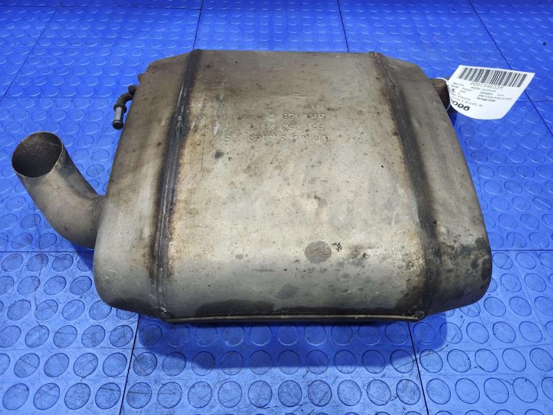 2020 Volkswagen Passat Muffler