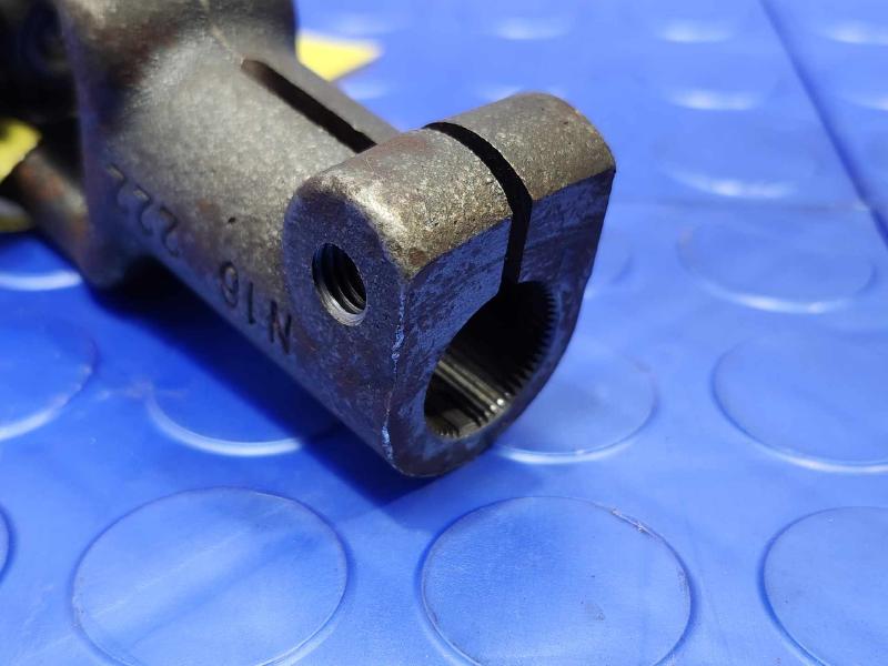 2014-2015 Cadillac CTS Upper Steering Intermediate Shaft Genuine OEM 22851239