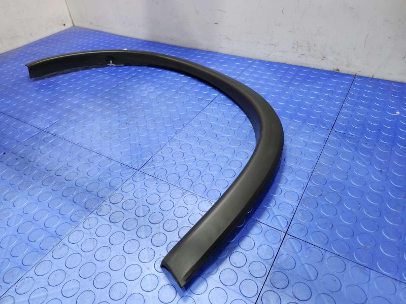 2020 Mitsubishi Outlander Sport Wheel Opening Moulding