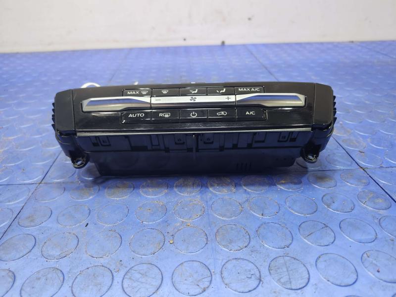 2021 Ford Explorer Heater A/C Control