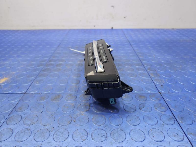 2021 Ford Explorer Heater A/C Control