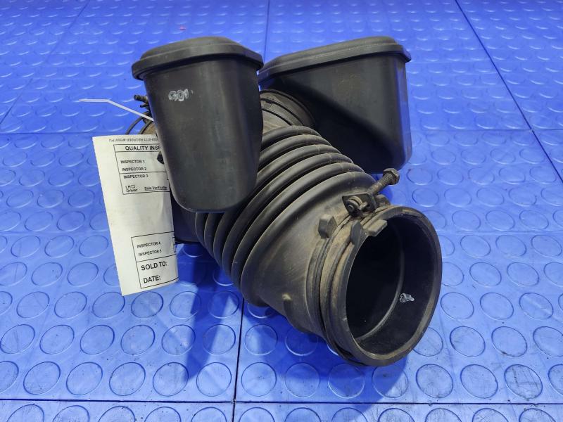 2011 Kia Sorento Air Intake Tube/Resonator