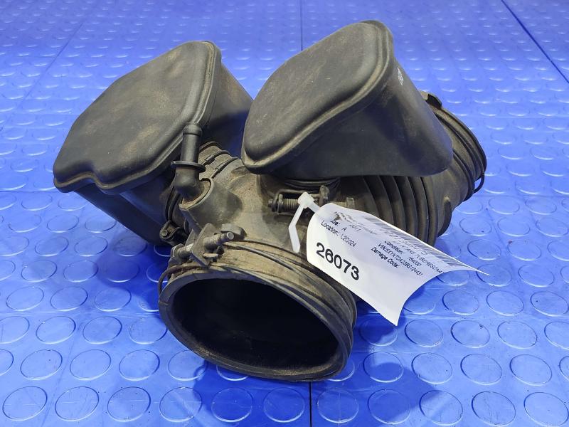 2011 Kia Sorento Air Intake Tube/Resonator