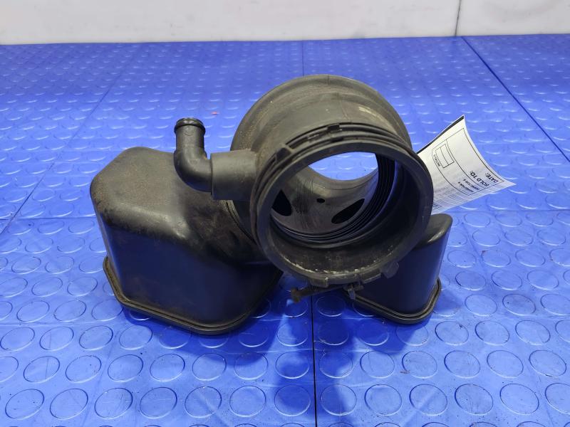 2011 Kia Sorento Air Intake Tube/Resonator